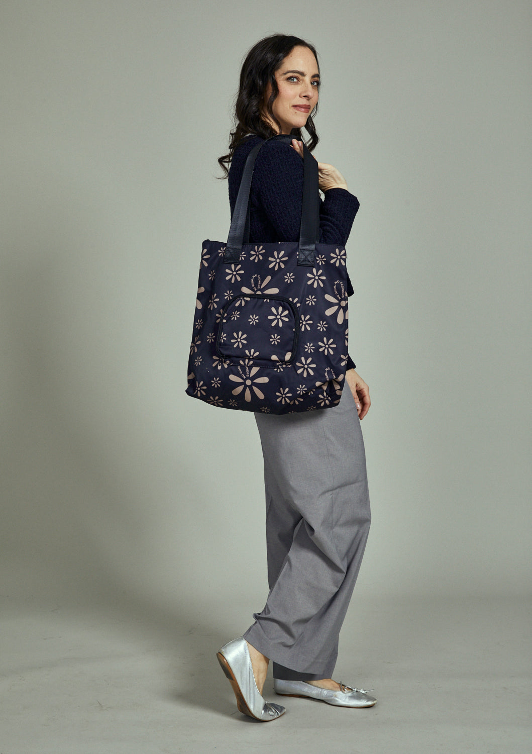 Waterproof Foldable Tote Bag – Functional with a Touch of Color